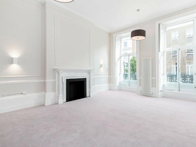 1 bedroom flat for rent in Upper Wimpole Street, London, W1G