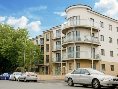 1 bedroom ground floor flat for rent in Portswood Road, Southampton, Hampshire, SO17