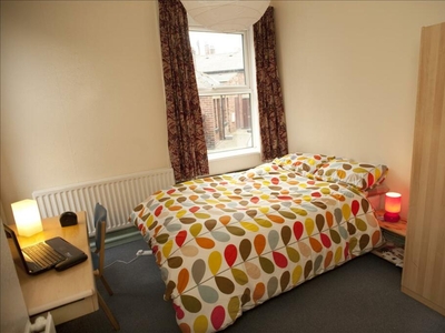 1 bedroom house for rent in Cardigan Road, Headingley, LS6 , LS6