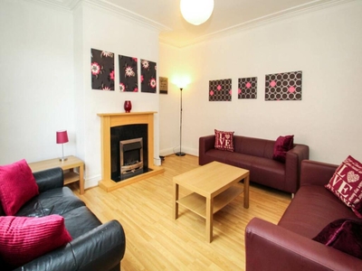 1 bedroom house for rent in Glebe Avenue (room 2), Kirkstall, Leeds, LS5