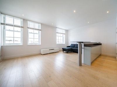 2 bedroom apartment for rent in Chepstow Place London W2