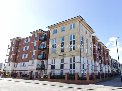 2 bedroom apartment for rent in Dickens Court, Margate, CT9