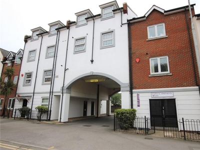 2 bedroom apartment for rent in Platinum Apartments, 32 Silver Street, Reading, Berkshire, RG1