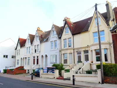 2 bedroom apartment for rent in Waverley Road, Southsea, PO5