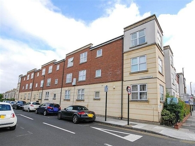 2 bedroom apartment for sale in Collingwood Mews, Gosforth, NE3
