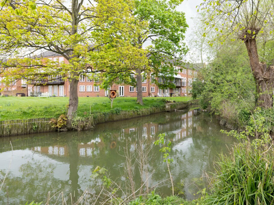 2 bedroom apartment for sale in Duckmill Crescent, Bedford, Bedfordshire, MK42