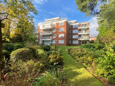 2 bedroom apartment for sale in Farrington, 54 West Cliff Road, Bournemouth, BH4