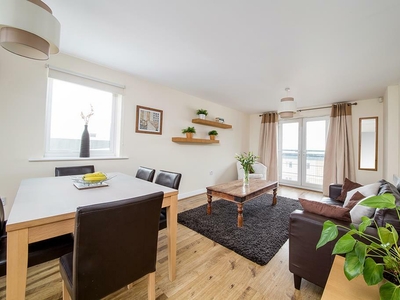 2 bedroom apartment for sale in Knightsbridge Court, Gosforth, Newcastle Upon Tyne, NE3