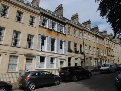 2 bedroom apartment for sale in St. James's Square, Bath, Somerset, BA12TR, BA1