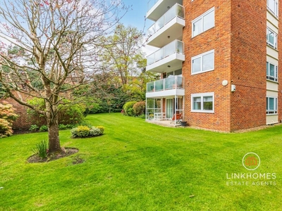 2 bedroom apartment for sale in The Avenue, Poole, BH13