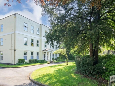 2 bedroom apartment for sale in Tresmere, Pittville Circus, Pittville, Cheltenham, GL52