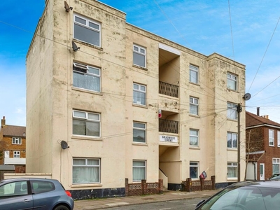 2 bedroom apartment for sale in Winstanley Road, Portsmouth, PO2