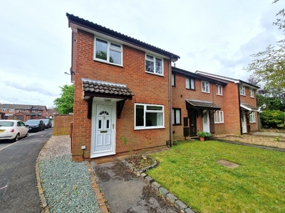 2 bedroom end of terrace house for rent in Friars Croft, Netley , SO31
