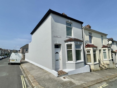 2 bedroom end of terrace house for sale in Balmoral Avenue, Stoke, Plymouth, PL2