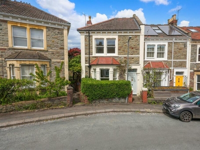 2 bedroom end of terrace house for sale in Wolseley Road, Bristol, BS7