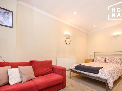 2 bedroom flat for rent in Balham High Road, SW12