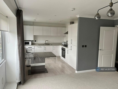 2 bedroom flat for rent in Bergers Lodge, Dartford, DA1