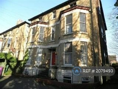 2 bedroom flat for rent in Brompton Avenue, Sefton Park, Liverpool, L17