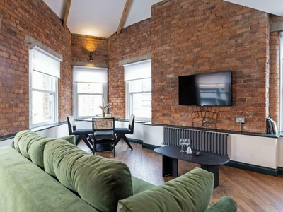 2 bedroom flat for rent in Dantzic Street, Manchester, Greater Manchester, M4