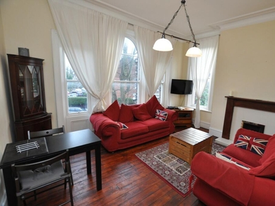 2 bedroom flat for rent in Grosvenor Villas, Newcastle Upon Tyne, NE2