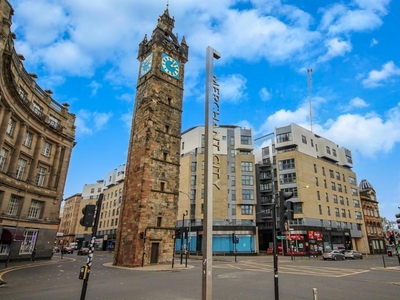 2 bedroom flat for rent in High Street, Merchant City, Glasgow - Available 24th June , G1