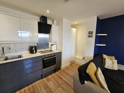 2 bedroom flat for rent in Miller Heights, Maidstone, ME15