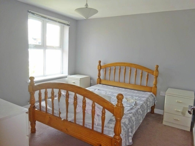 2 bedroom flat for rent in Nortoft Road, Charminster, BH8