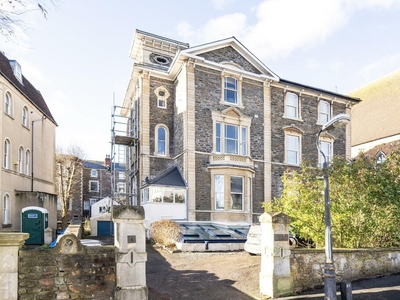 2 bedroom flat for rent in Oakfield Grove, Clifton, BS8