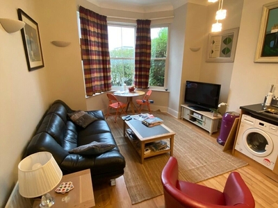 2 bedroom flat for rent in Pavilion House, 52 Woodbridge Road, GU1