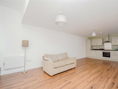 2 bedroom flat for rent in St. Faiths Street, Maidstone, Kent, ME14