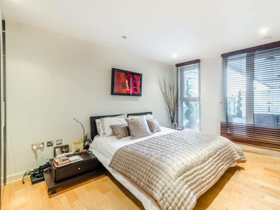 2 bedroom flat for rent in The Boulevard, Imperial Wharf, London, SW6