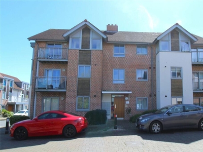 2 bedroom flat for sale in Mailing Way, Basingstoke, Hampshire, RG24
