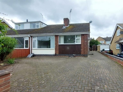 2 bedroom semi-detached bungalow for rent in Hazel Avenue, Littleover, Derby, DE23