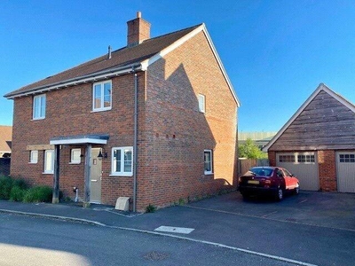 2 bedroom semi-detached house for rent in Bargain Close, Nursling, Southampton, Hampshire, SO16