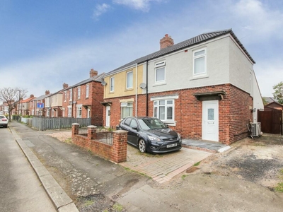 2 bedroom semi-detached house for sale in Glebe Crescent, Forest Hall, NE12