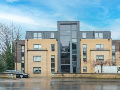 3 bedroom apartment for rent in Millbrae Road, Glasgow, G42