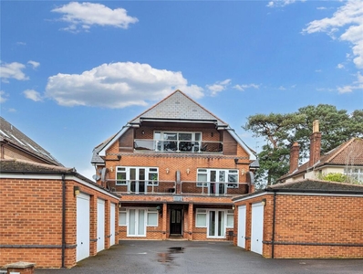 3 bedroom apartment for sale in Belle Vue Road, Lower Parkstone, Poole, Dorset, BH14