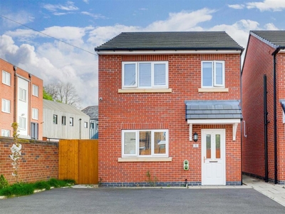 3 bedroom detached house for sale in Eaton Street, Mapperley, Nottinghamshire, NG3 5QL, NG3
