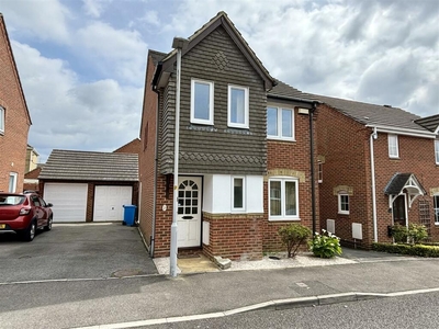 3 bedroom detached house for sale in Jacobs Road, Hamworthy, BH15