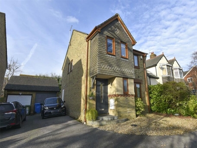 3 bedroom detached house for sale in Lake Road, Hamworthy, Poole, Dorset, BH15