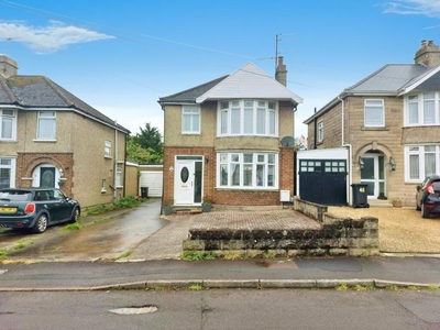 3 bedroom detached house for sale in Merton Avenue, Swindon, Wiltshire, SN2