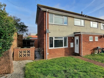 3 bedroom end of terrace house for rent in Crawford Gardens, St Thomas, Exeter, EX2