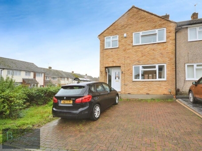 3 bedroom end of terrace house for rent in Plane Tree Close, Chelmsford, Essex, CM2