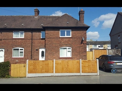 3 bedroom end of terrace house for rent in Willow Road, Chester, CH4