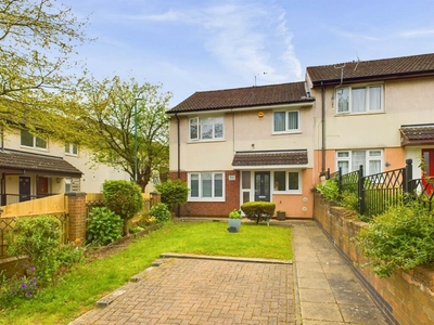 3 bedroom end of terrace house for sale in Rose Close, Nottingham, NG3