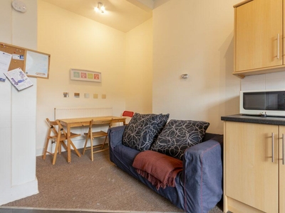 3 bedroom flat for rent in 2015L – Marchmont Road, Edinburgh, EH9 1HA, EH9