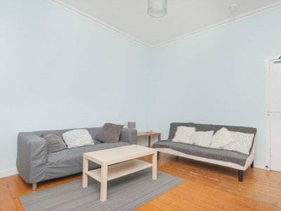 3 bedroom flat for rent in 2111L – Cockburn Street, Edinburgh, EH1 1BS, EH1