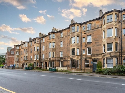 3 bedroom flat for rent in Dalkeith Road, Newington, Edinburgh, EH16