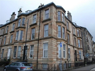 3 bedroom flat for rent in Parkgrove Terrace, Glasgow, G3