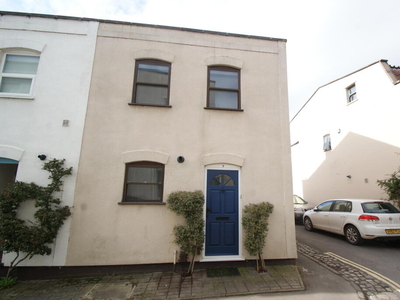 3 bedroom house for rent in High Street, Clifton, Bristol, BS8